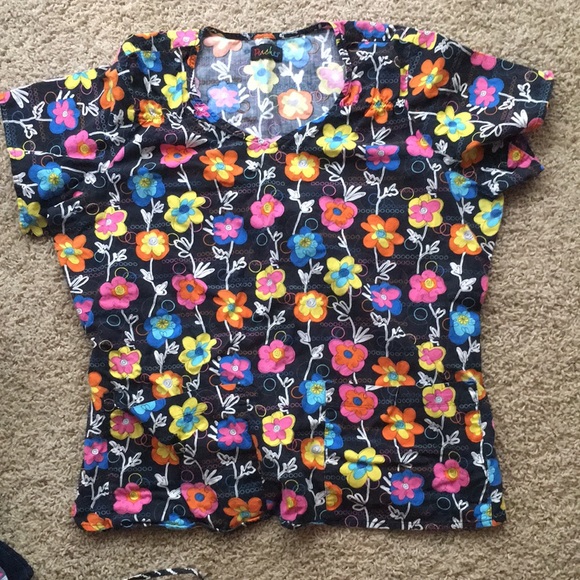 Scrubs - Picture 3 of 8